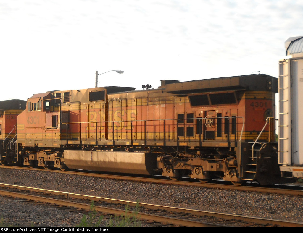 BNSF 4301